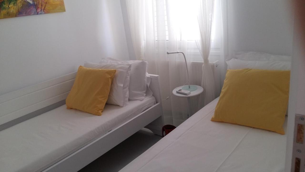 Nn Spata Rooms & Suites Near Athens Airport Exterior photo